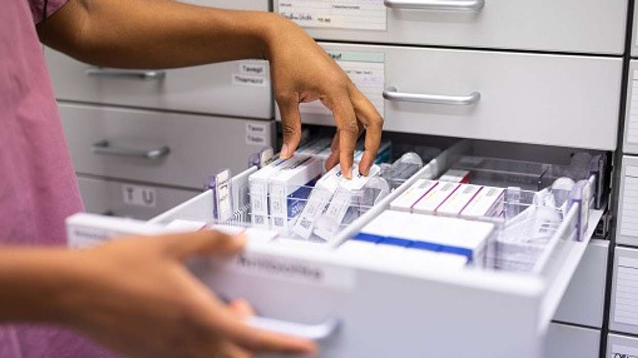 10 percent decrease in number of pharmacists: NHS survey