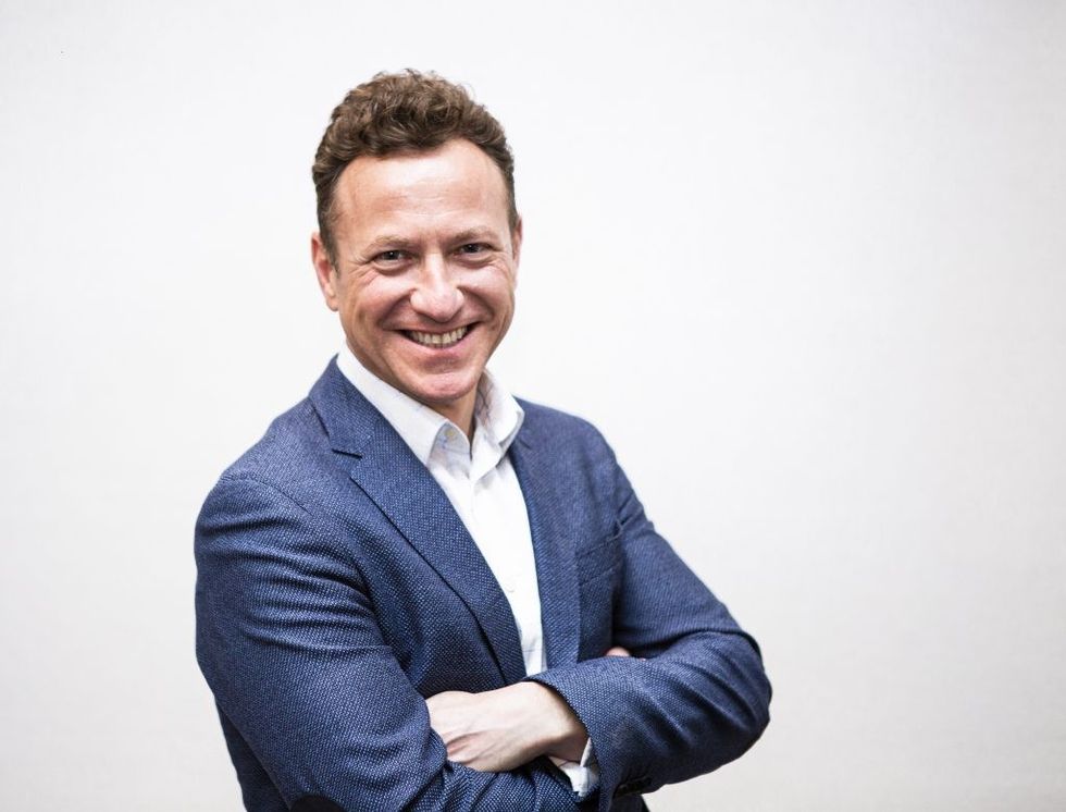 Daniel Lee CEO HubRx