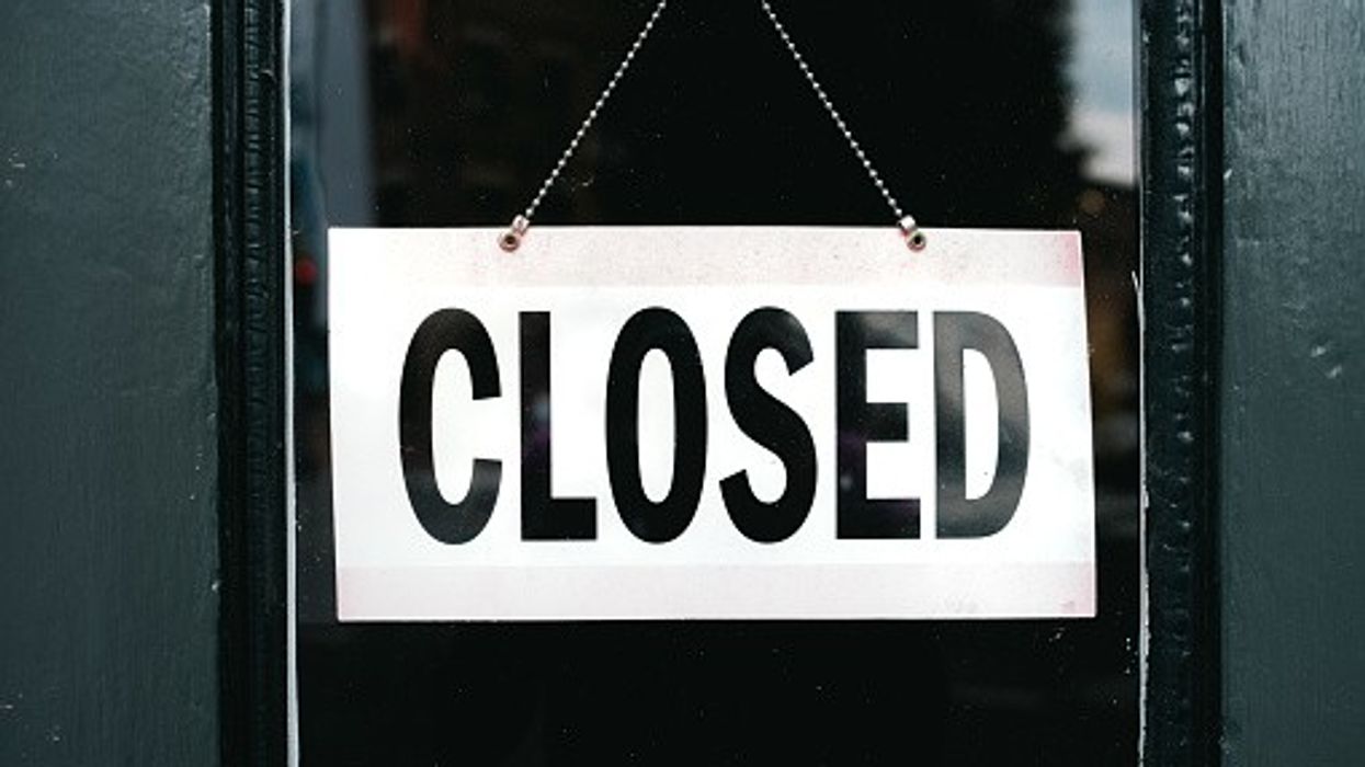 England lost 248 small pharmacies in just one year