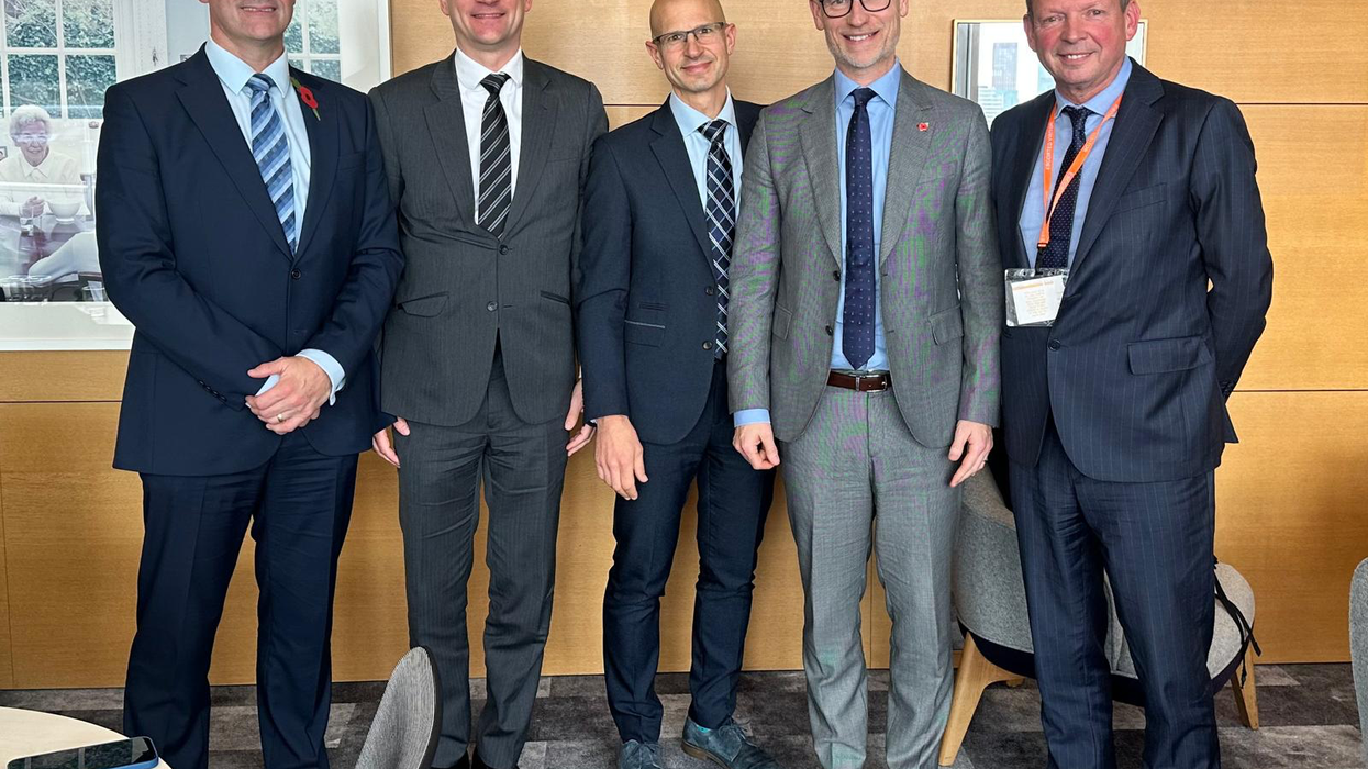 Pharmacy bodies unite to urge Stephen Kinnock to close £2.6 billion funding gap