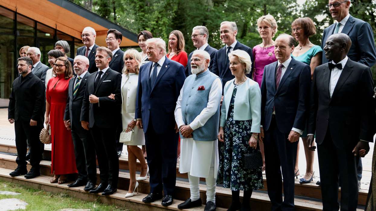 G7 leaders' call for joint action to fight against cancer