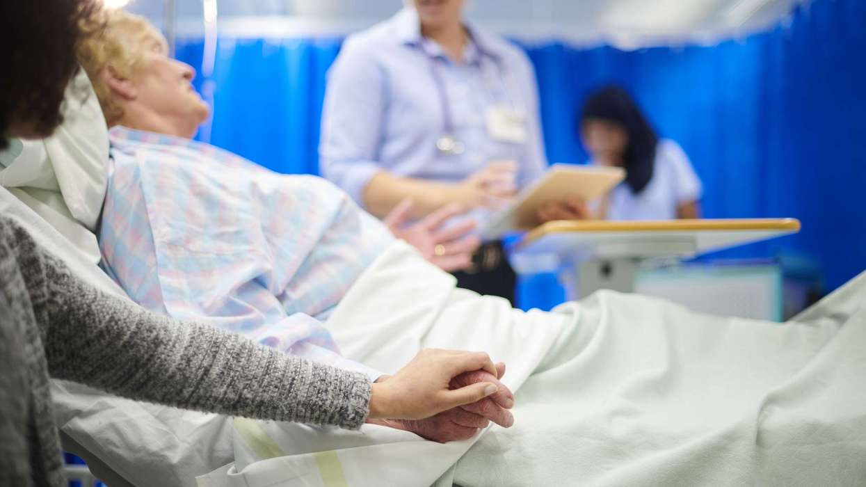 Heatwave puts A&E under strain, NHS staff battle heated workplaces