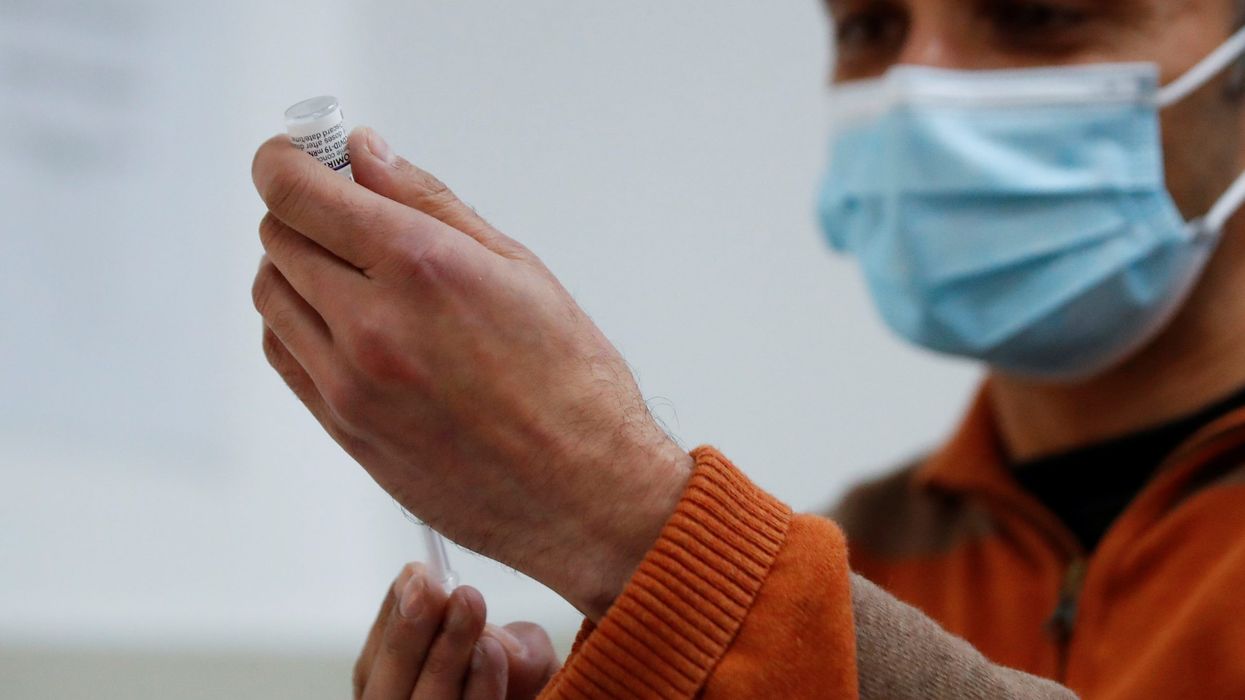 Community pharmacies in the UK to offer private Covid vaccination service