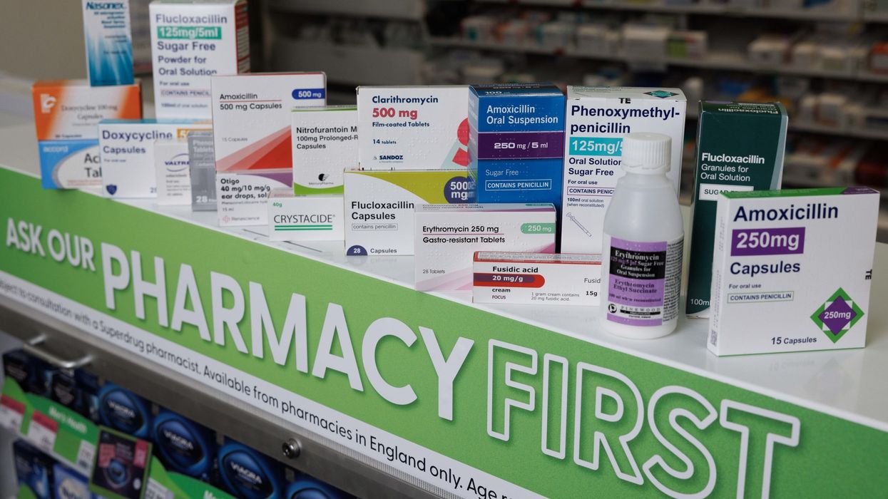 NIHR awards £2.4m funding to LSHTM researchers to evaluate Pharmacy First service