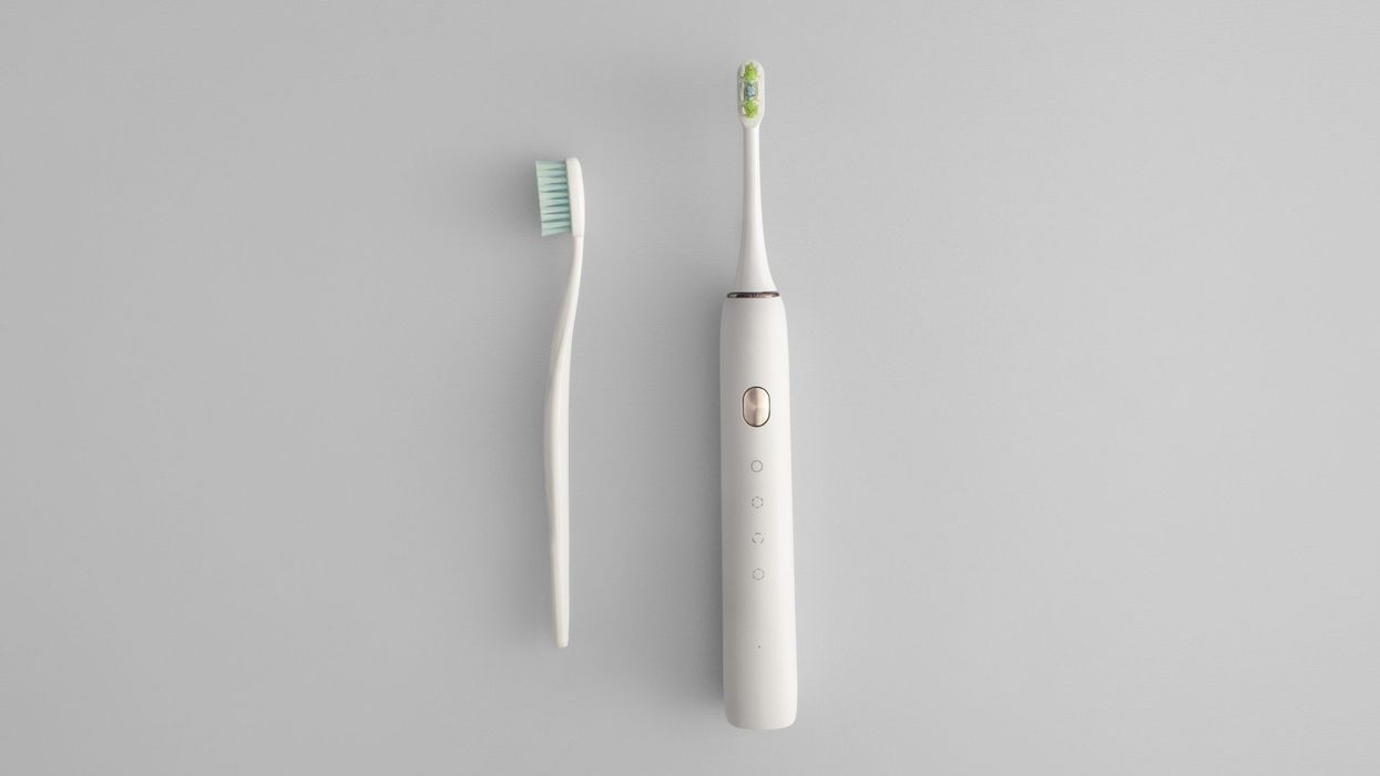 Upgrade Your Smile: Why an Electric Toothbrush is a Game Changer!