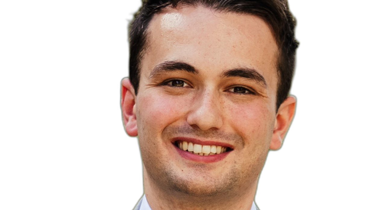 Sion Scott wins the 2024 ‘Outstanding Pharmacy Early-Career Researcher Award’