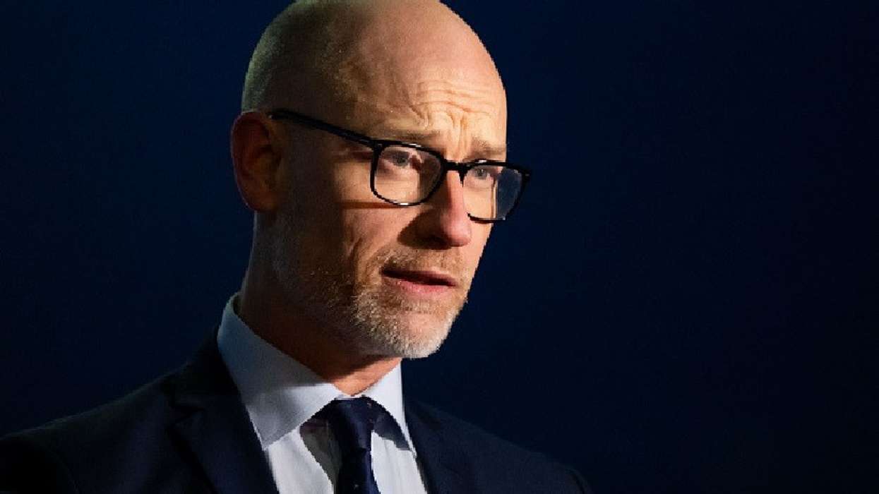 IPA writes to Kinnock over rising gap between NHS drug tariff and actual prices