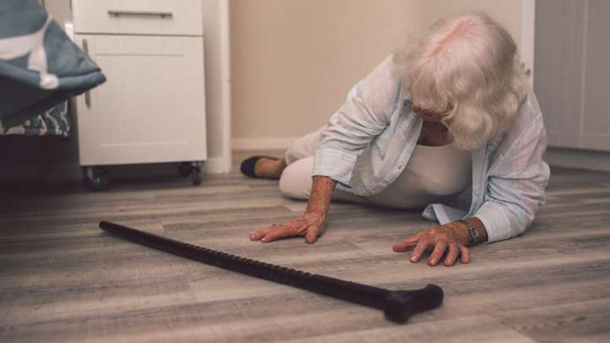 New study evaluates effectiveness of supplements for falls in older adults