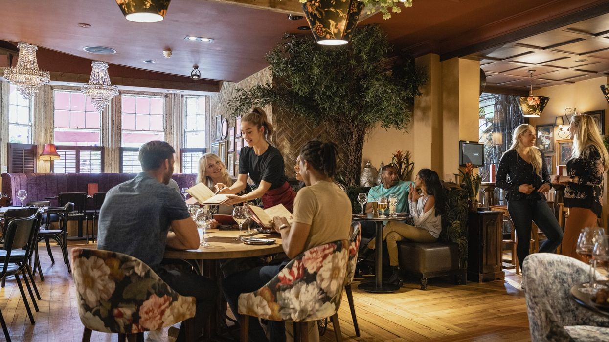 Restaurants may have to disclose diners' calorie intake