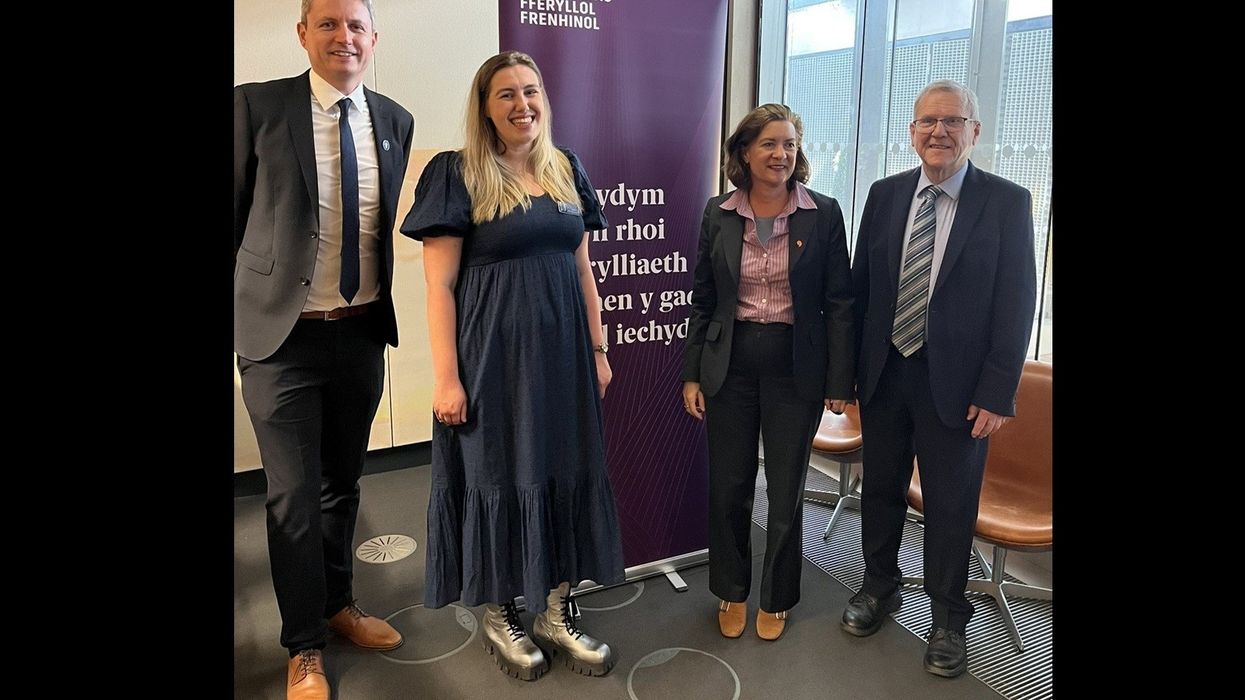 RPS Wales calls for urgent investment in pharmacy workforce at Senedd meeting