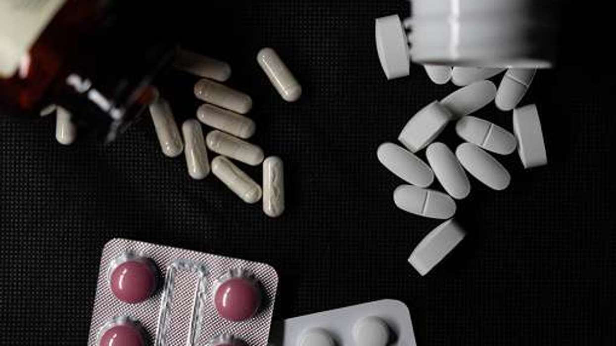 Study Warns on Antidepressants for Dementia