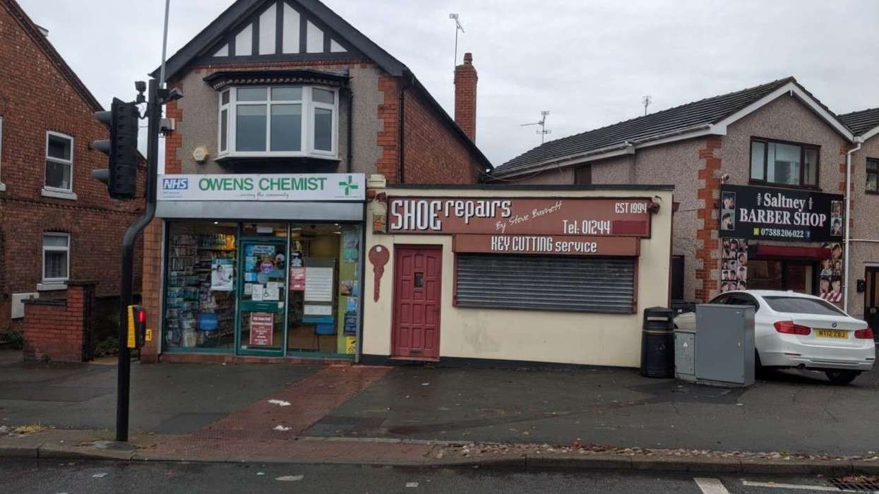 Three pharmacies sold out of administration to independent pharmacy chain